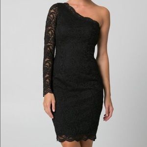 Black Lace-Sleeve Asymmetrical Dress - Le Chateau